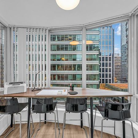 1-Br Condo In Downtown Coal Harbour With Parking And City Views Ванкувер Екстер'єр фото