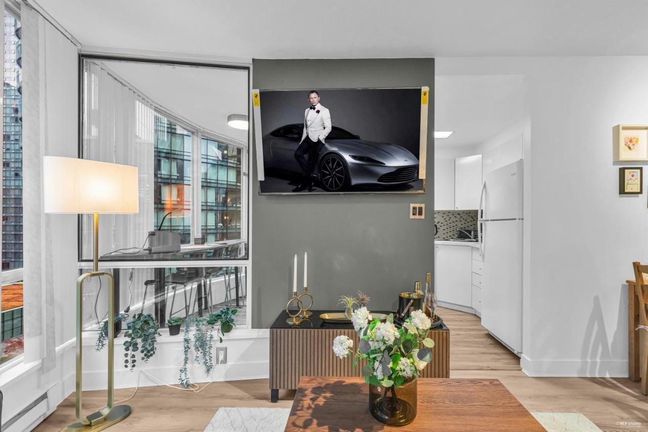 1-Br Condo In Downtown Coal Harbour With Parking And City Views Ванкувер Екстер'єр фото