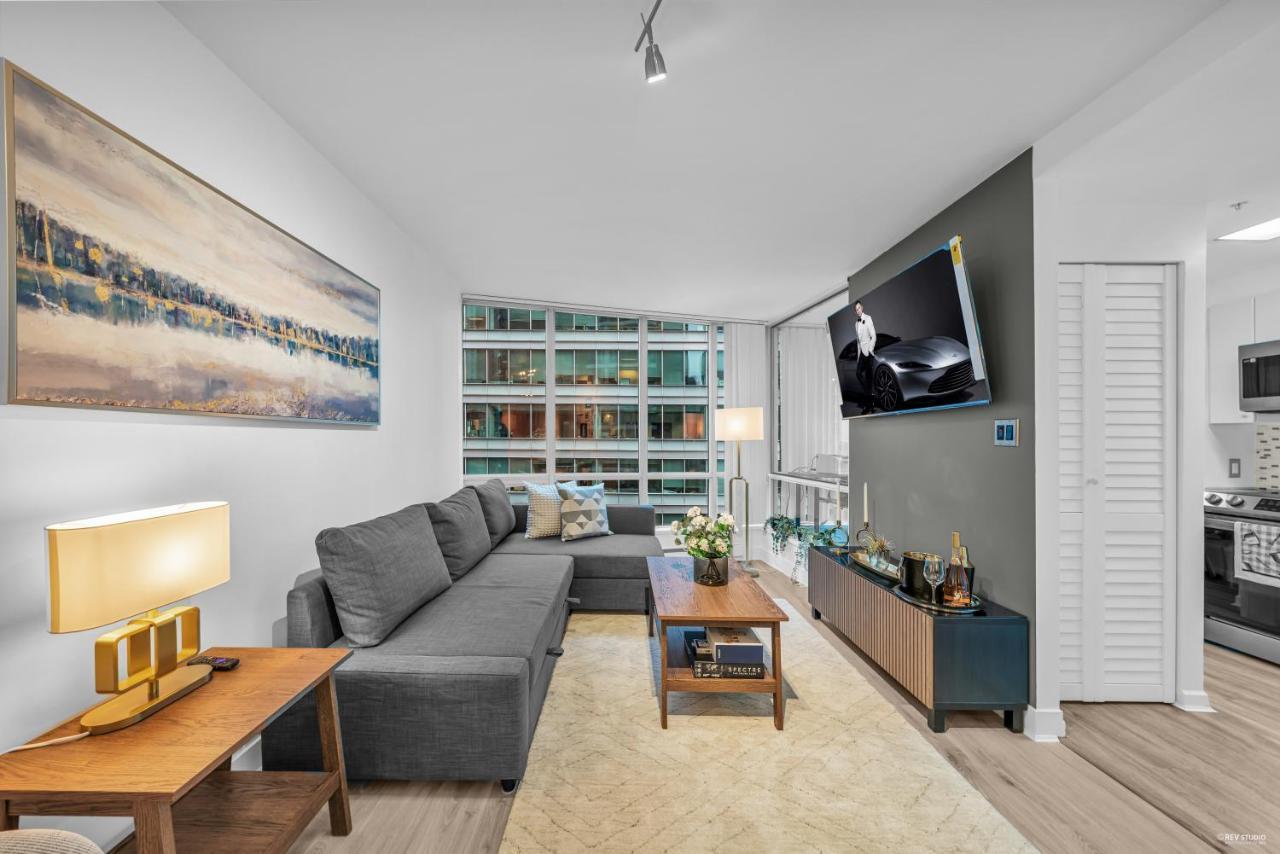1-Br Condo In Downtown Coal Harbour With Parking And City Views Ванкувер Екстер'єр фото